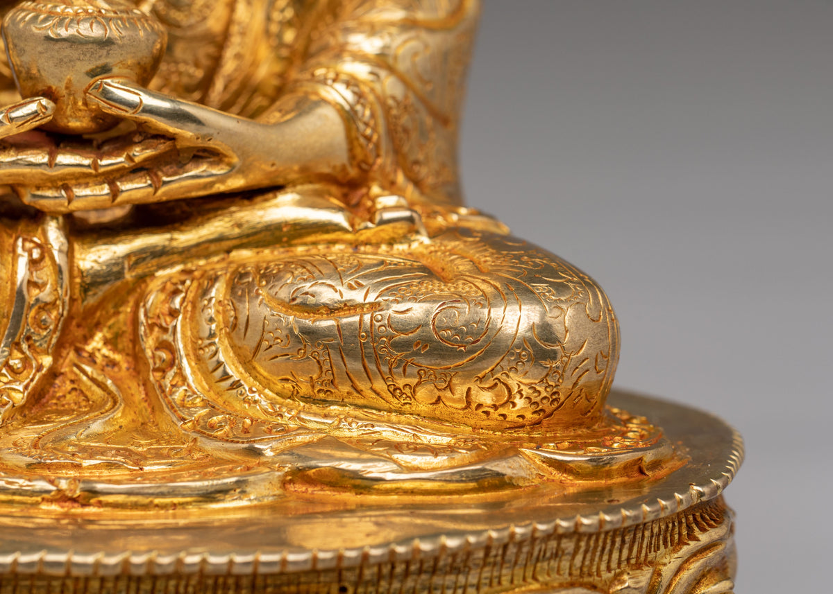 Amitabha Buddha of Infinite Light Figurine | The Buddha of Pure Land