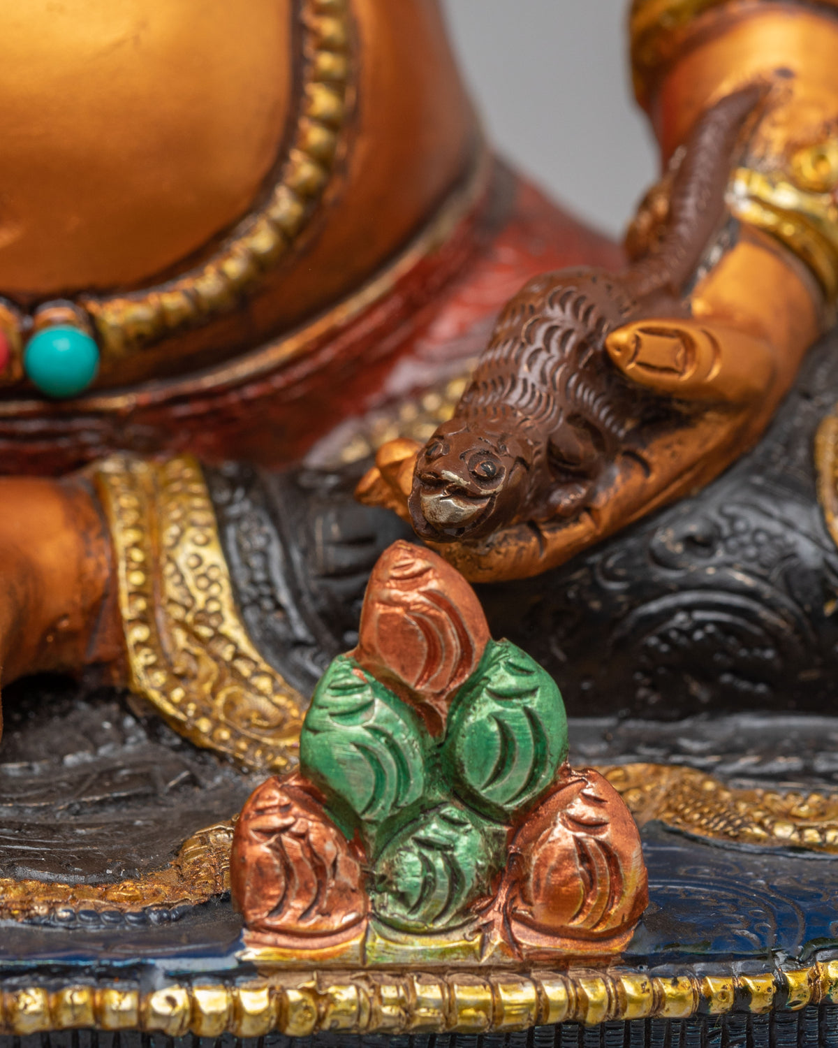 Traditional Dzambhala Altar Statue | Wealth Deity Buddhist Artwork