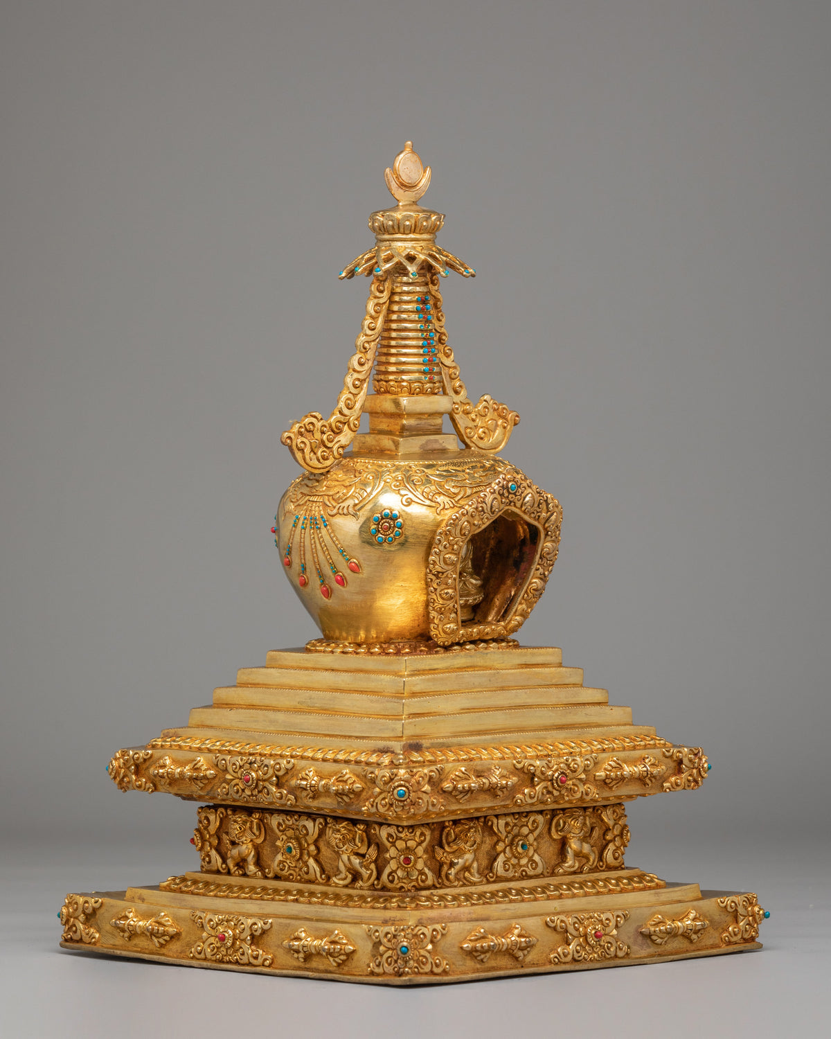 Enlightenment Chorten Stupa | Gold Plated Shakyamuni Buddha Shrine