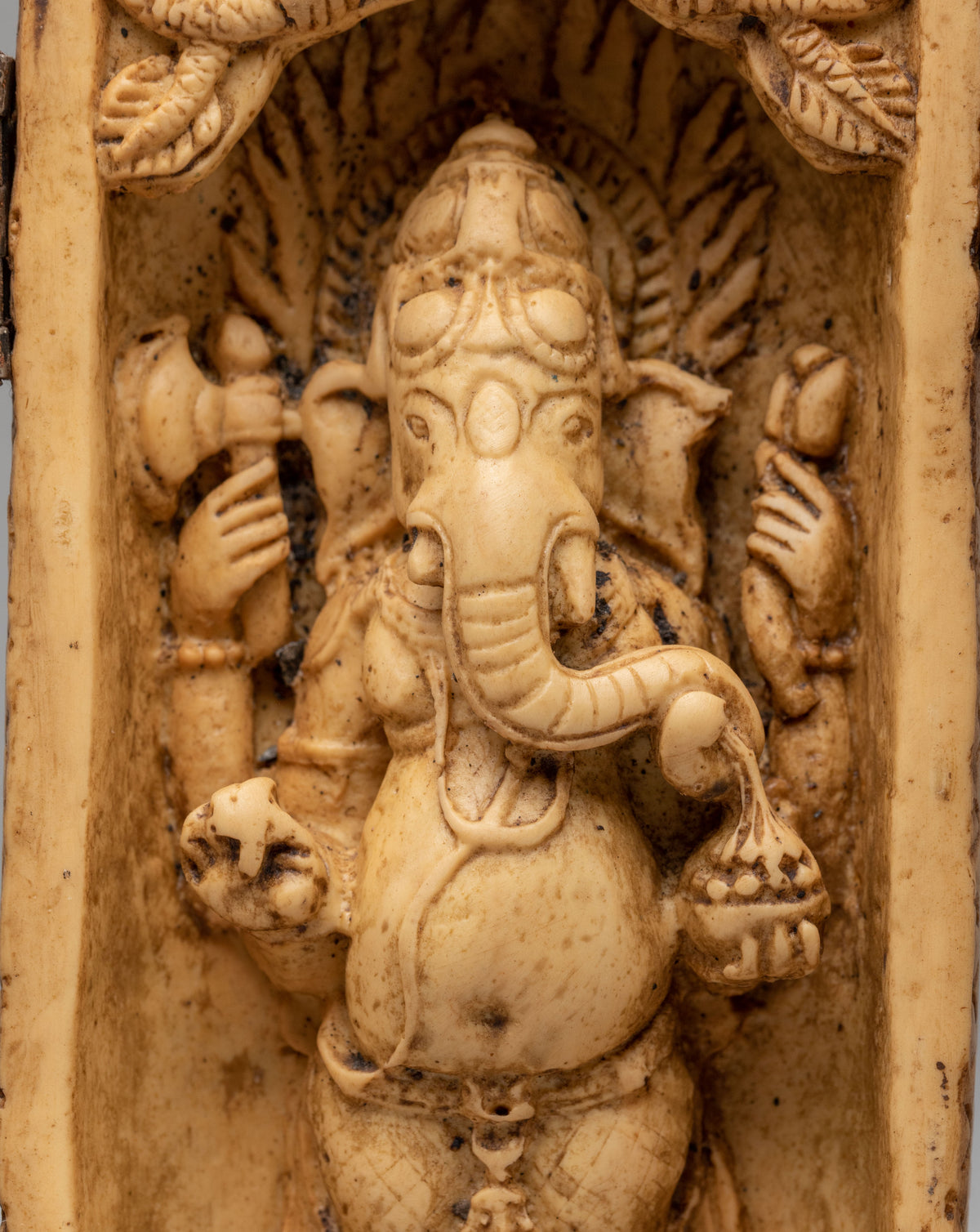 Traditional Ganesha Shrine Decor | Hand-Carved Religious Artwork