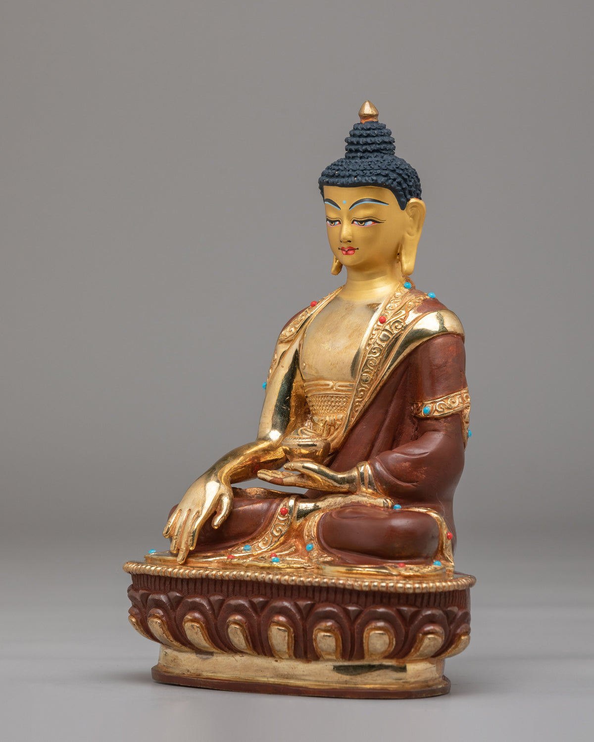 Historical Altar Gautama Buddha Statue | Handcrafted Buddhist Artwork