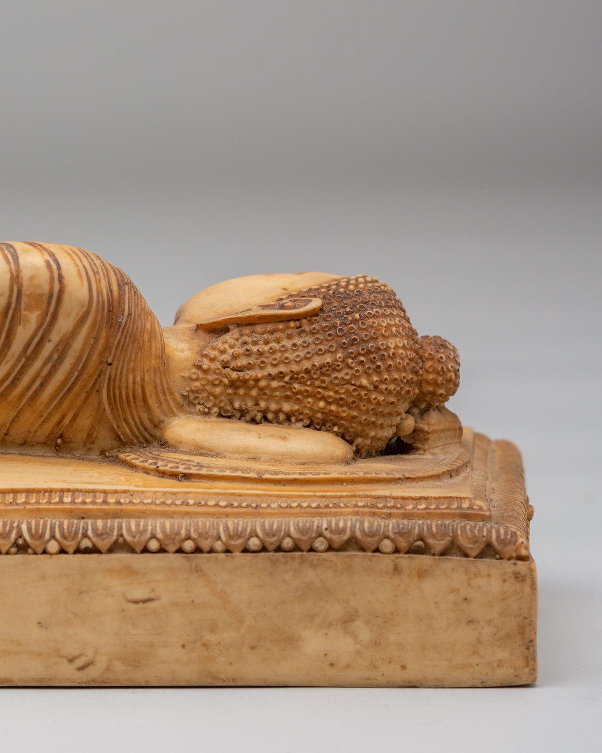 Buddhist Reclining Buddha Statue | Spiritual Meditation & Altar Decor
