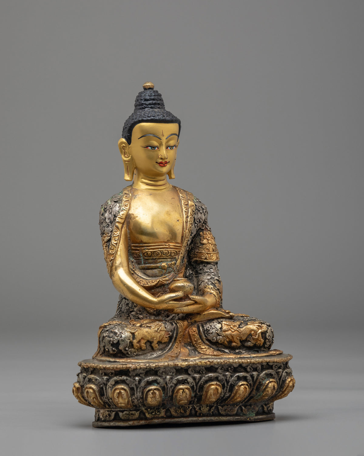 Traditional Tibetan Amitabha Sculpture | Symbol of Infinite Light