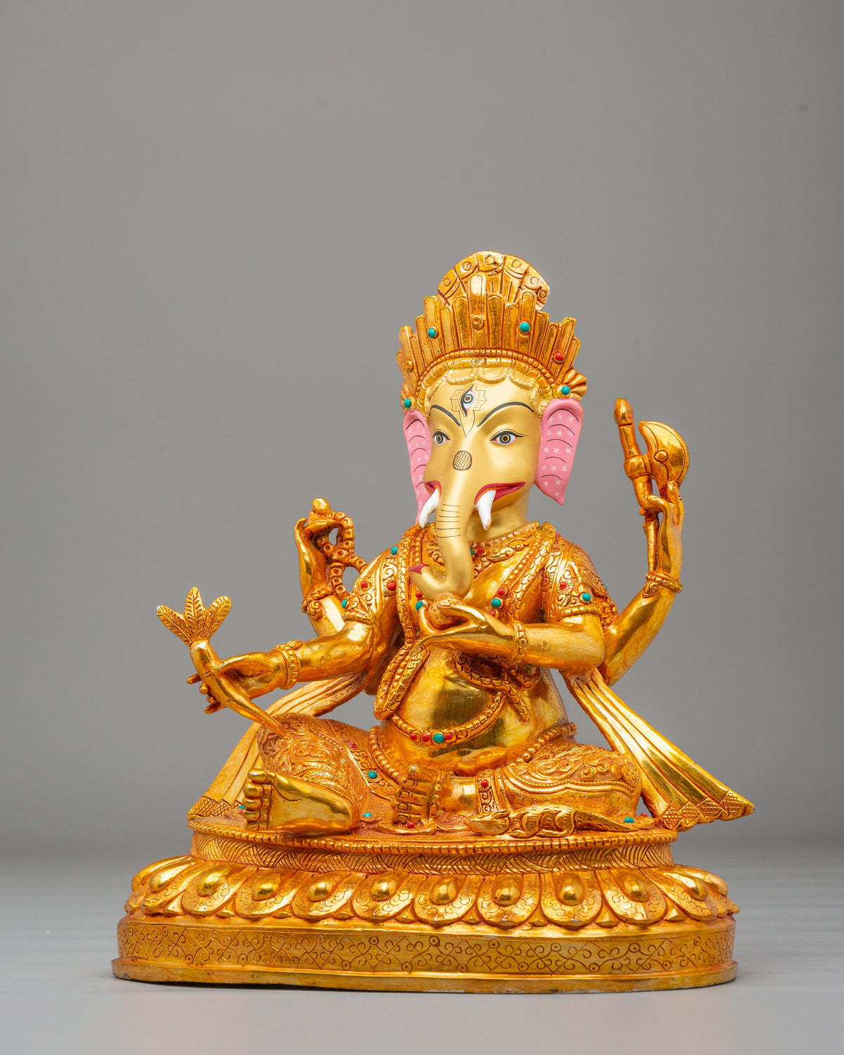 Traditional Ganesha Hindu Statue | Divine Hindu Deity for Altar Artwork