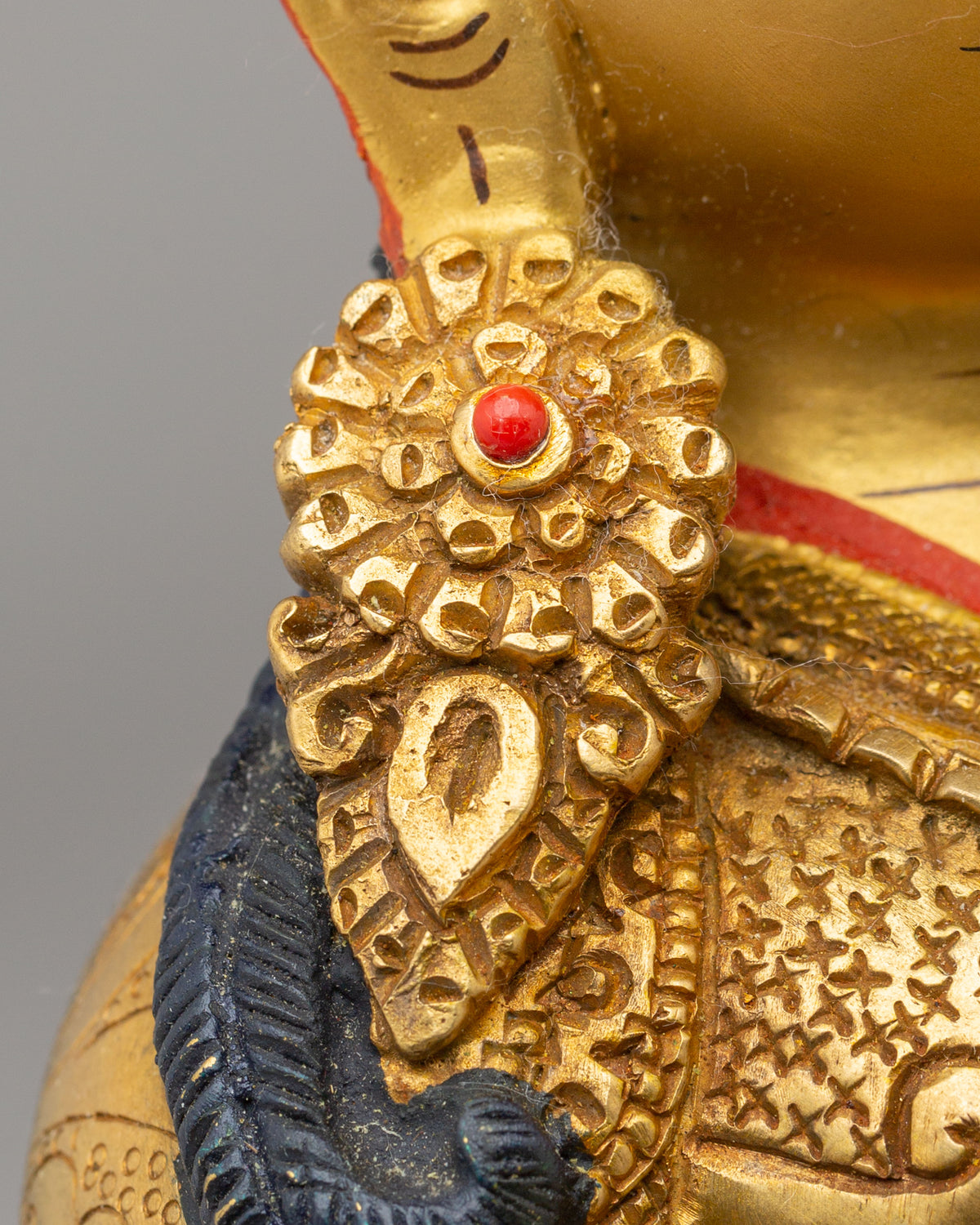 Guru Rinpoche Statue for Buddhist Shrine | Sacred Symbol of Wisdom
