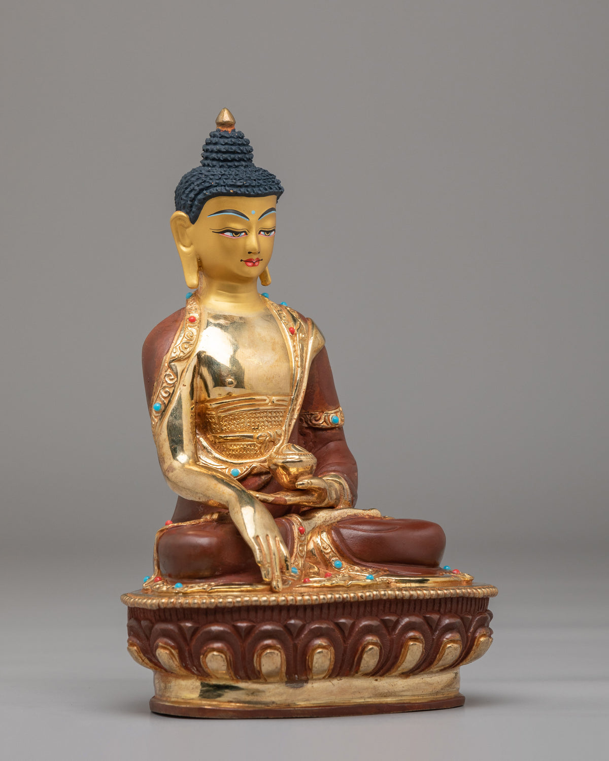 Historical Altar Gautama Buddha Statue | Handcrafted Buddhist Artwork
