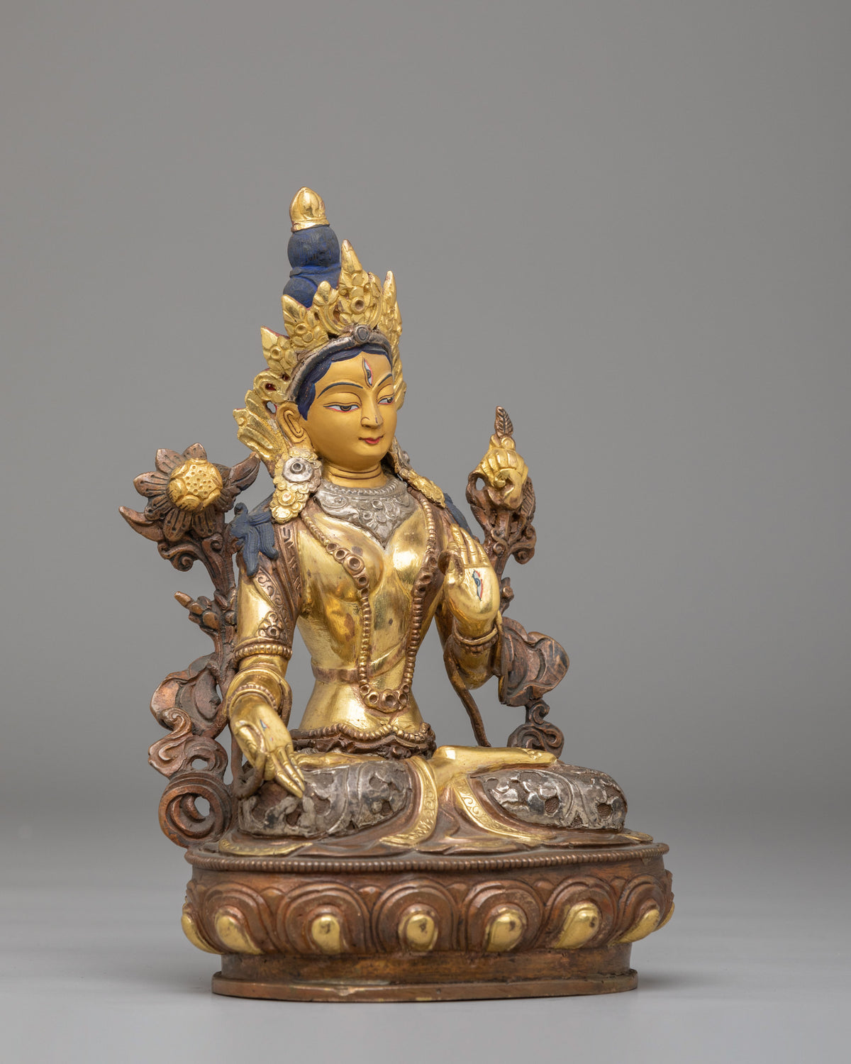 Seven-Eyed Altar White Tara Statue | A Symbol of Compassion and Healing