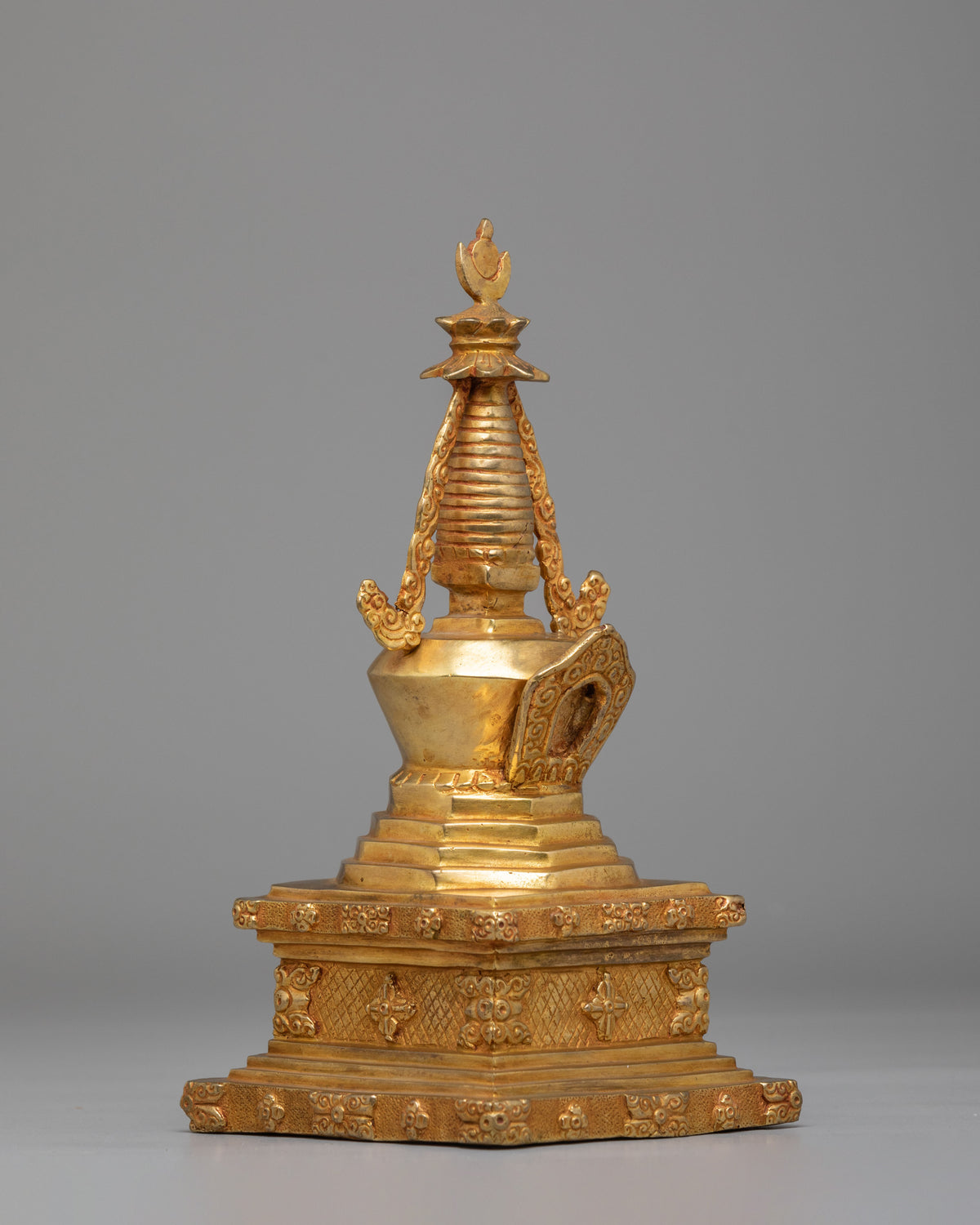 Stupa of Reconciliation for Buddhist Altar | Gold-Plated Copper Sculpture