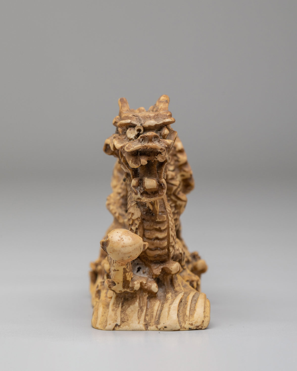 Mythical Dragon Decor | A Symbol of Strength and Protection
