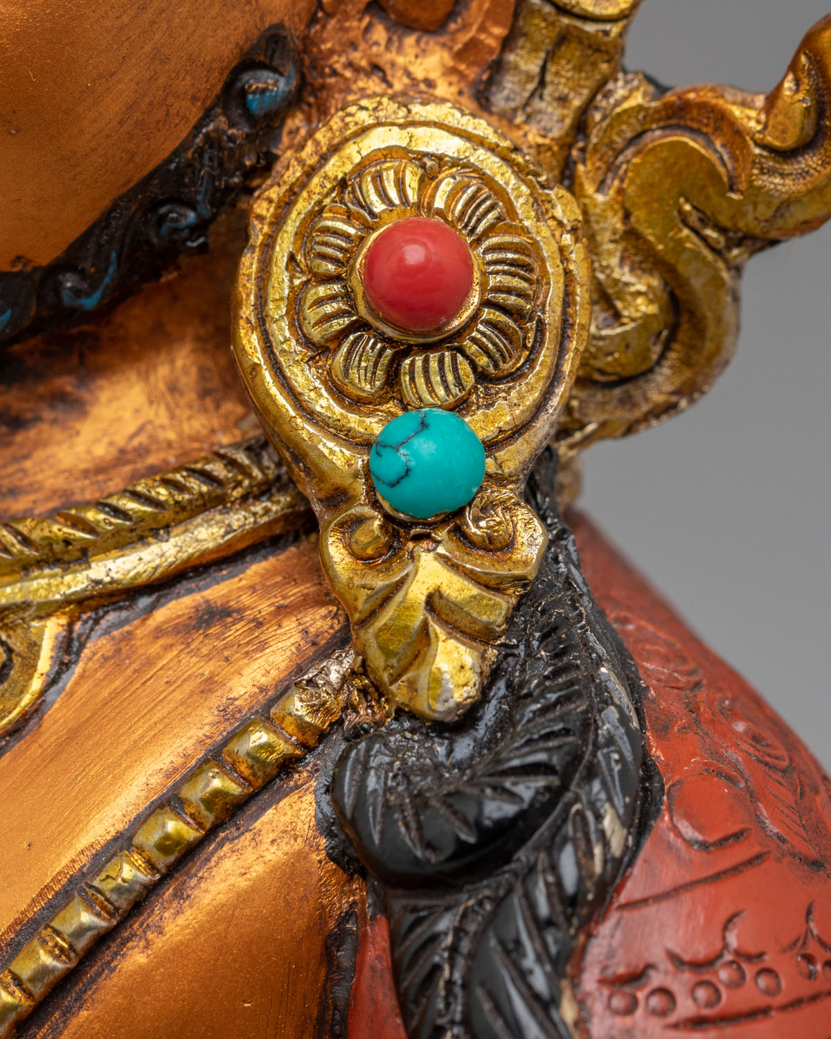Traditional Dzambhala Altar Statue | Wealth Deity Buddhist Artwork
