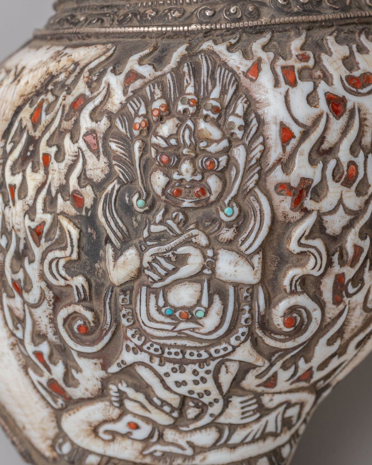Traditional Buddhist Conch Shell | Silver Embellished Ritual Instrument