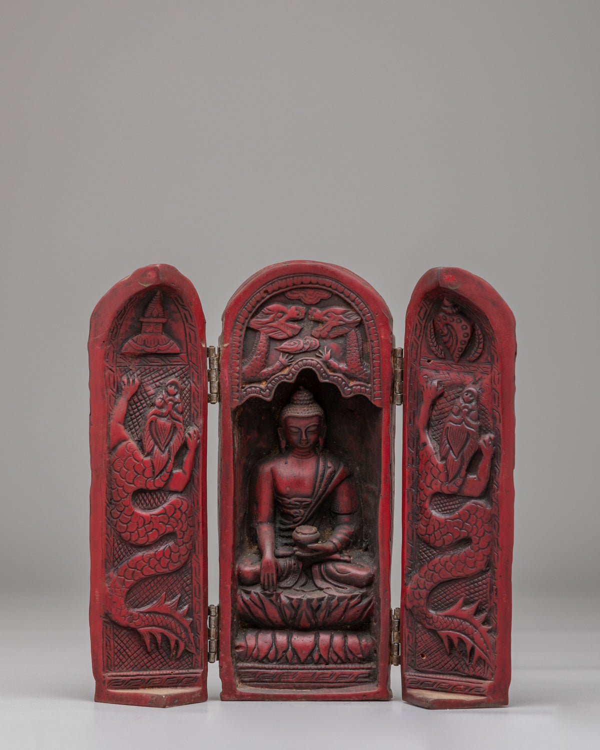 Shrine Shakyamuni Buddha Sculpture | Symbol of Peace & Enlightenment