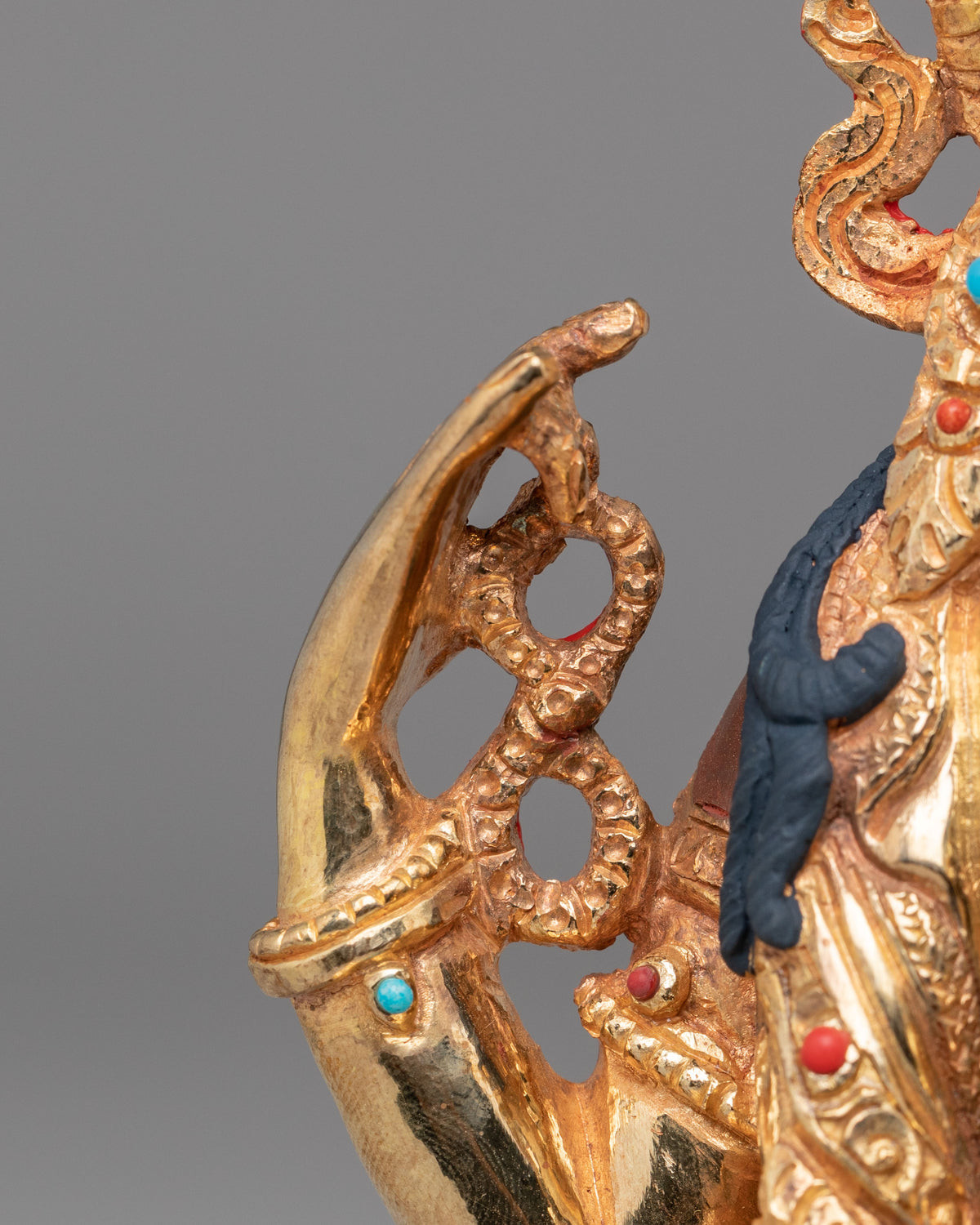 Traditional Chenrezig Compassion Sculpture | Bodhisattva of Compassion Statue