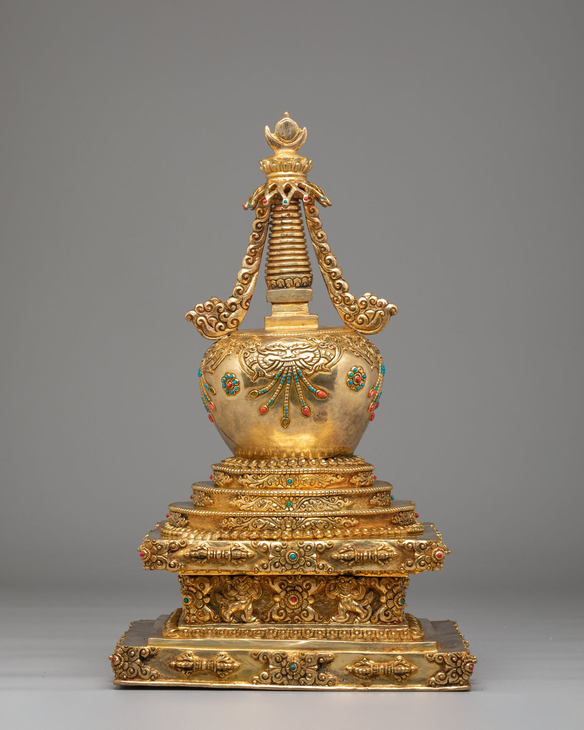Buddhist Altar Namgyalma Chorten | Symbol of Protection