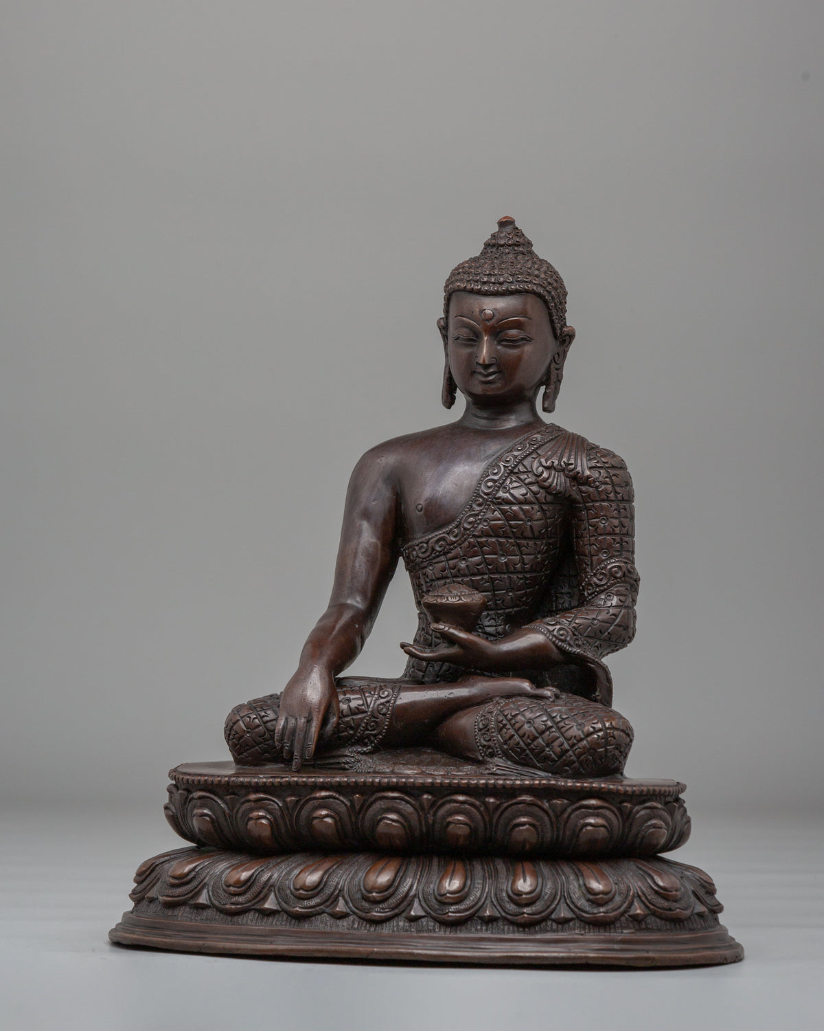 Sacred Himalayan Shakyamuni Buddha Statue | Symbol of Enlightenment