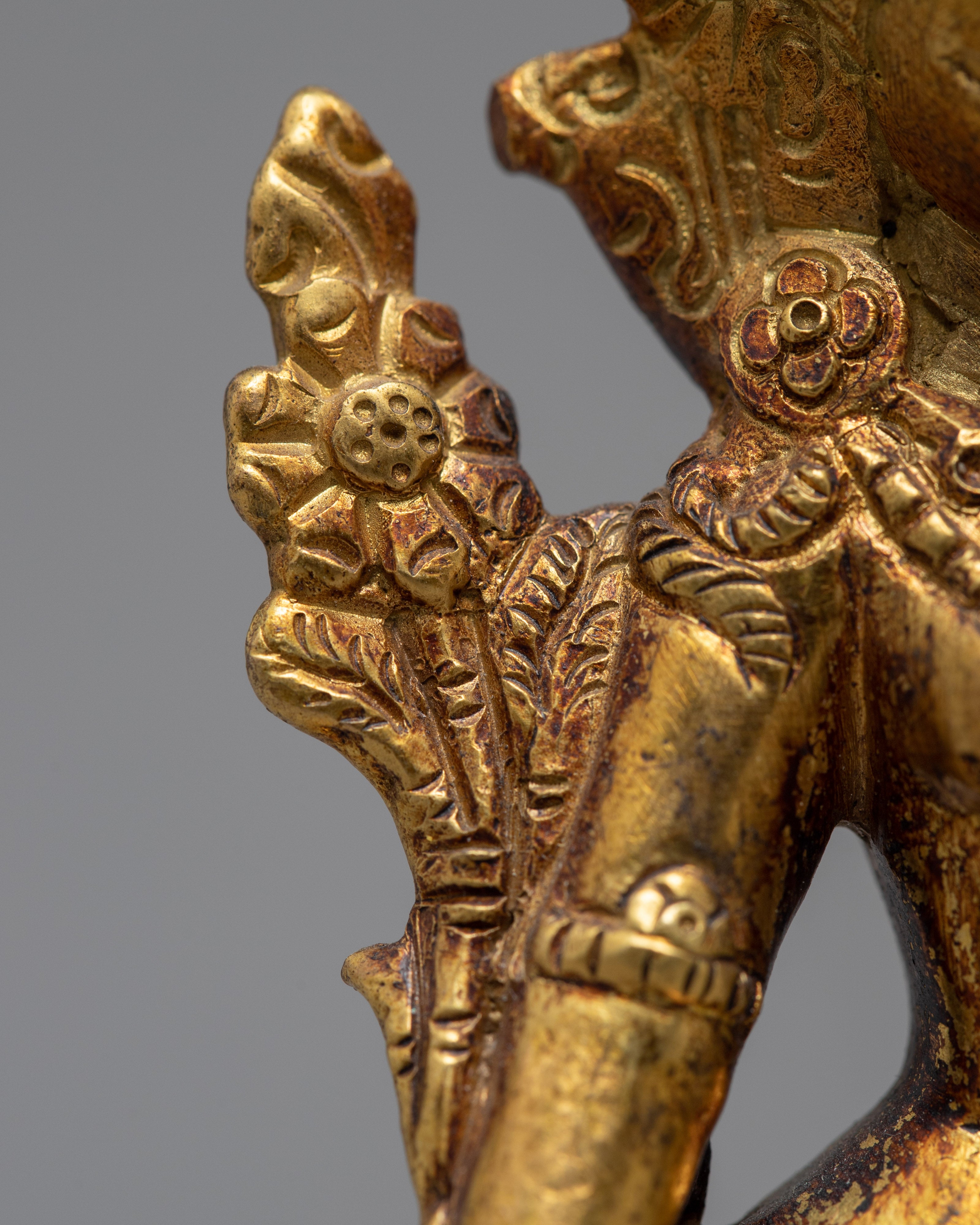 Chenresig Standing Statue | Decorative Statues | Art And Craft Antiques