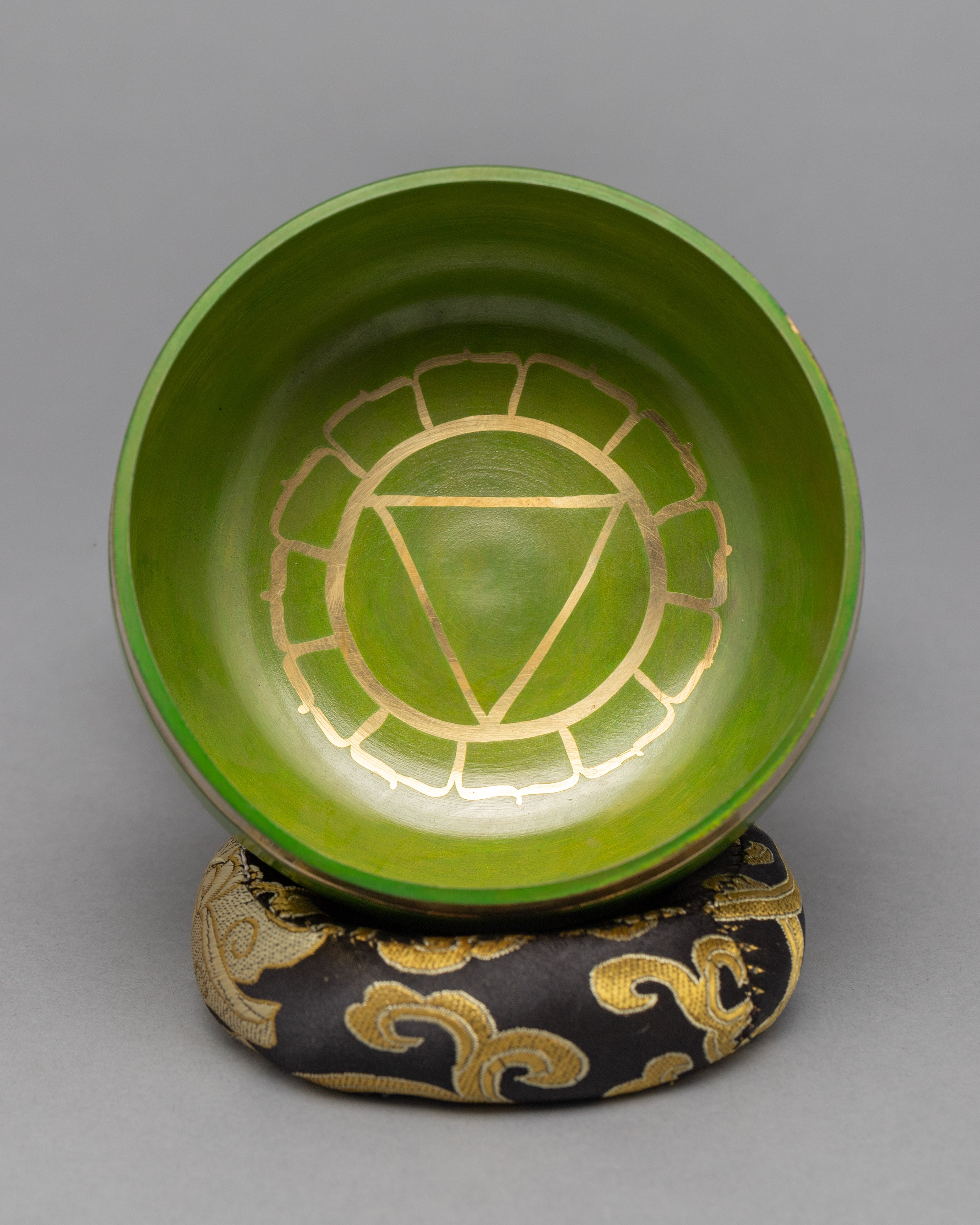 Traditional Himalayan Nepal Singing Bowl | Chakra Healing | Sound Therapy