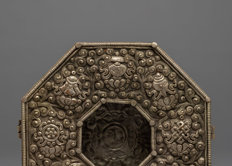 Buddhist Ghau Box | Nepalese Craft