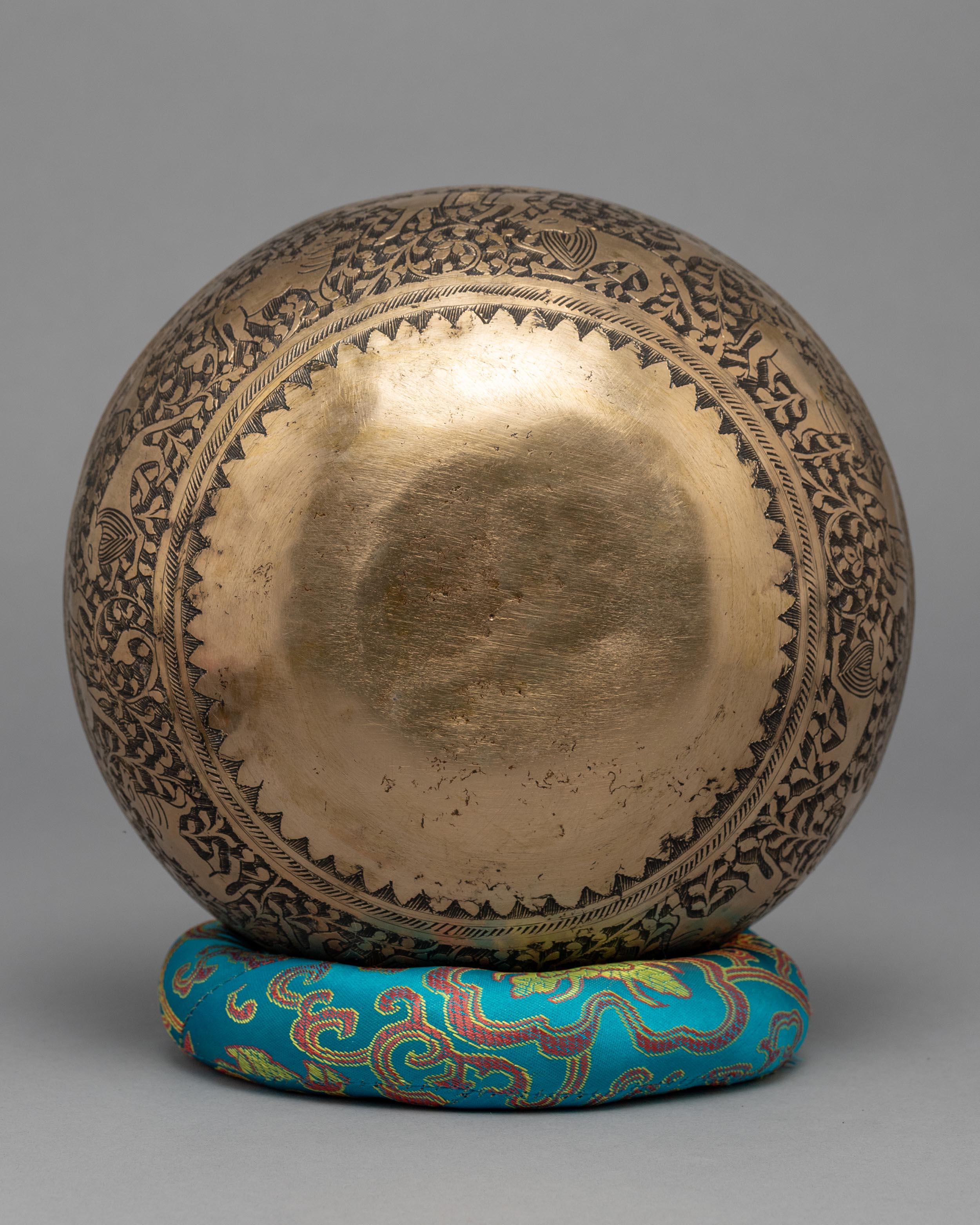 Carved Singing Bowl | Traditional Hand Hammered Bowl