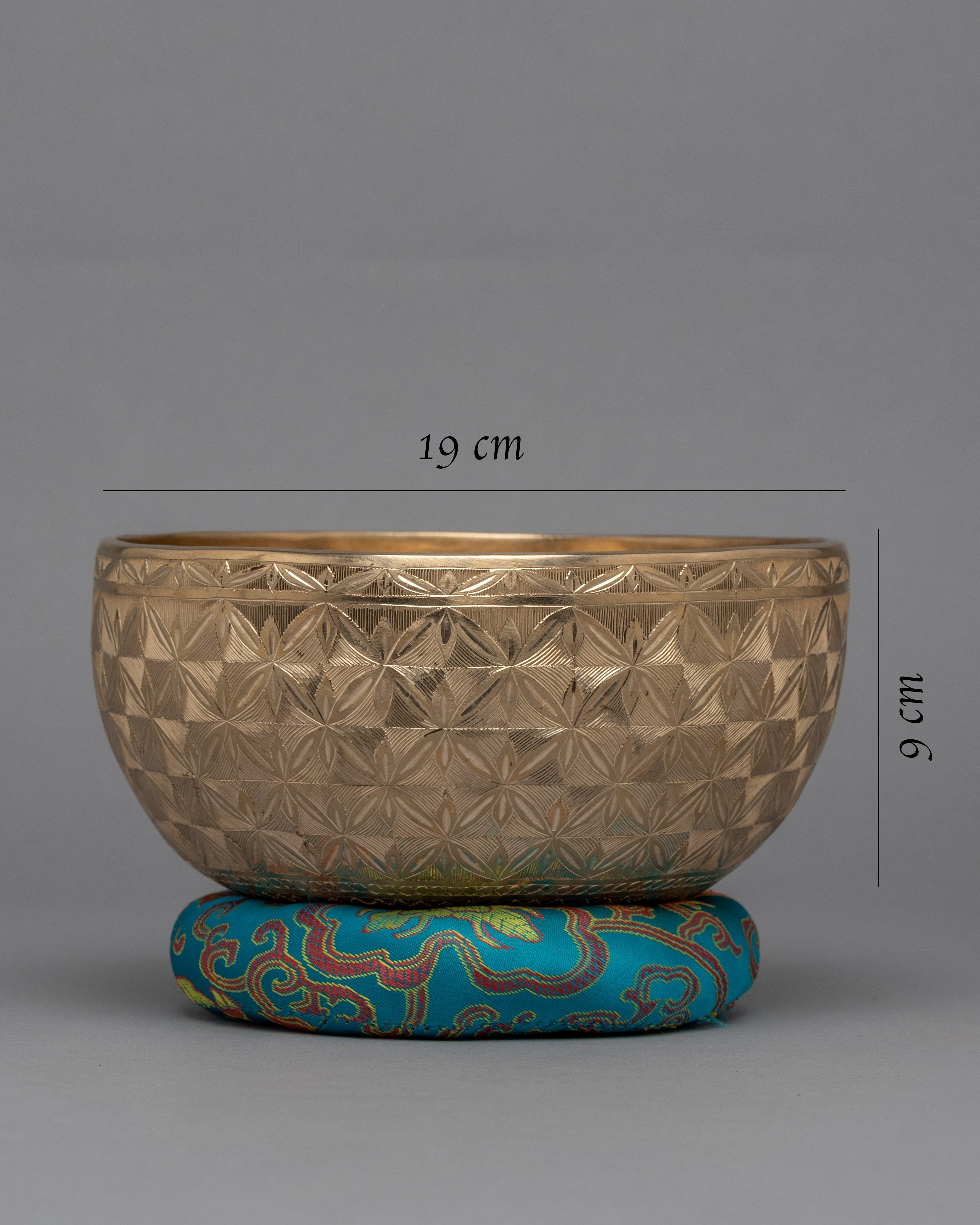 Shiny Carving Singing Bowl | Tibetan Artwork