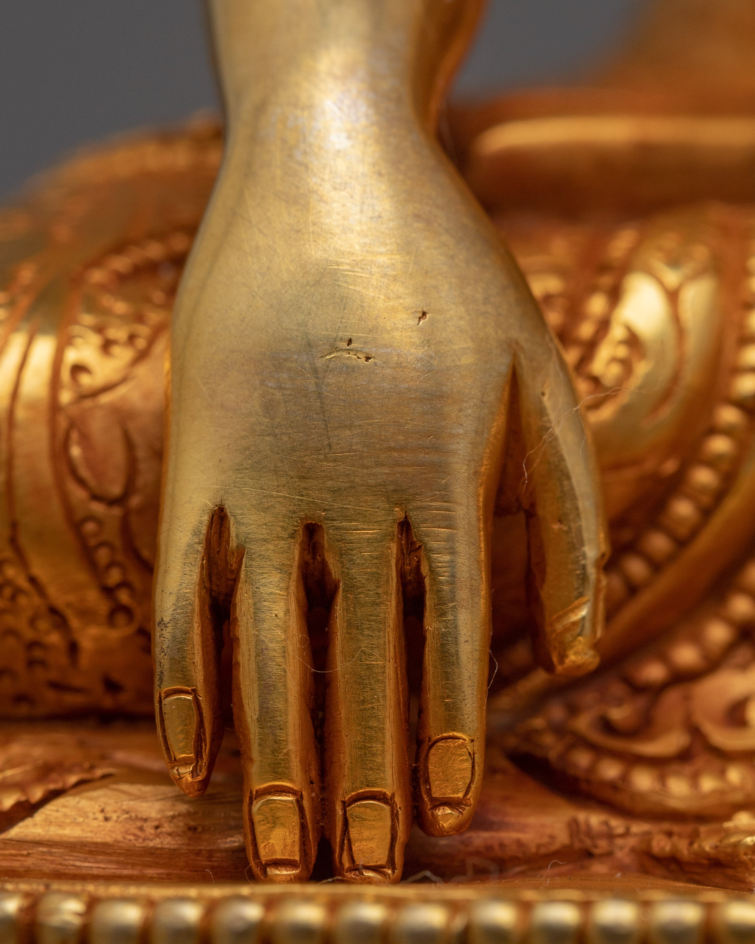 Shakyamuni Buddha Sculpture Art | Traditional Himalayan Statue