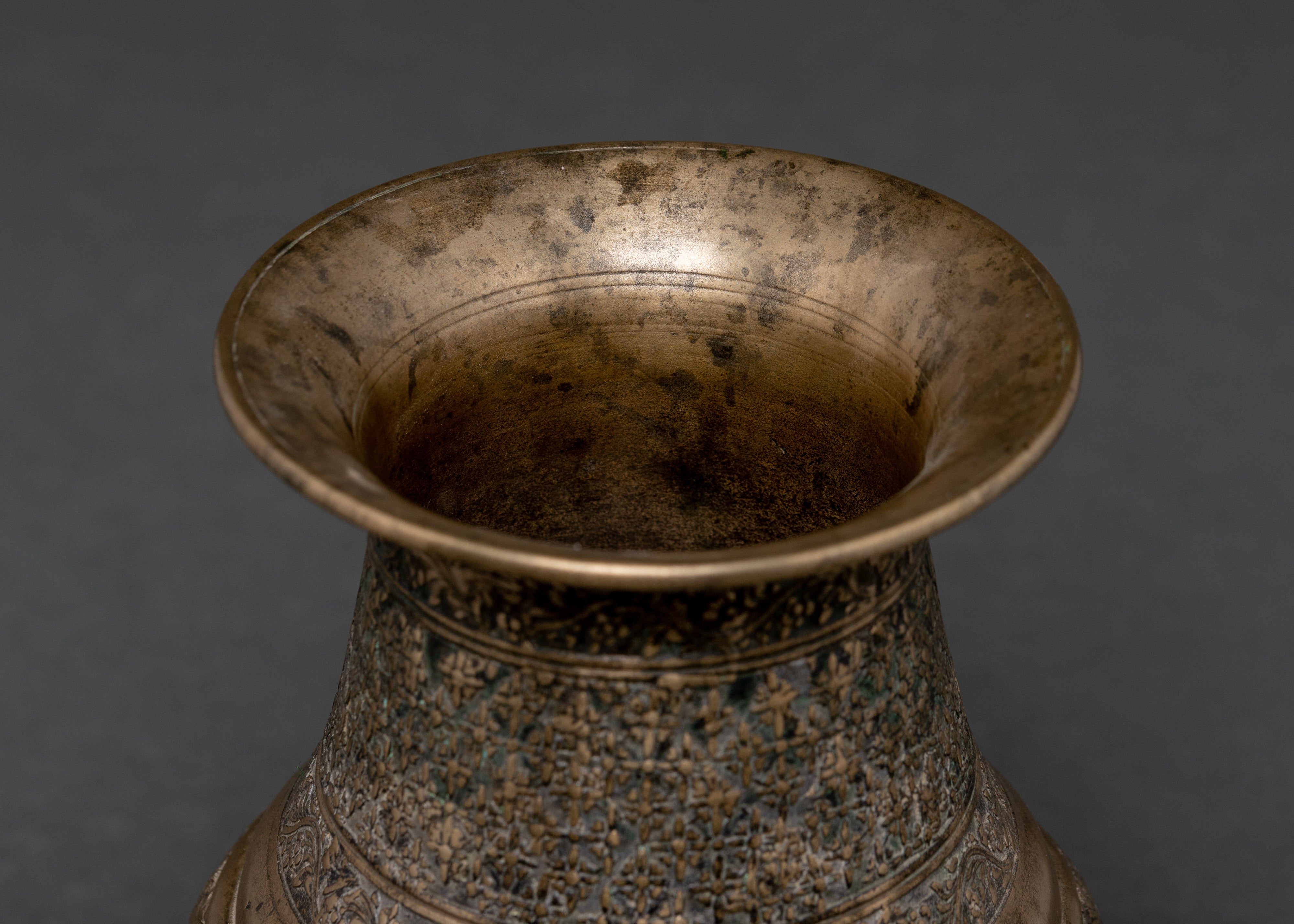 Vinatge Water Pot | Nepalese Karuwa
