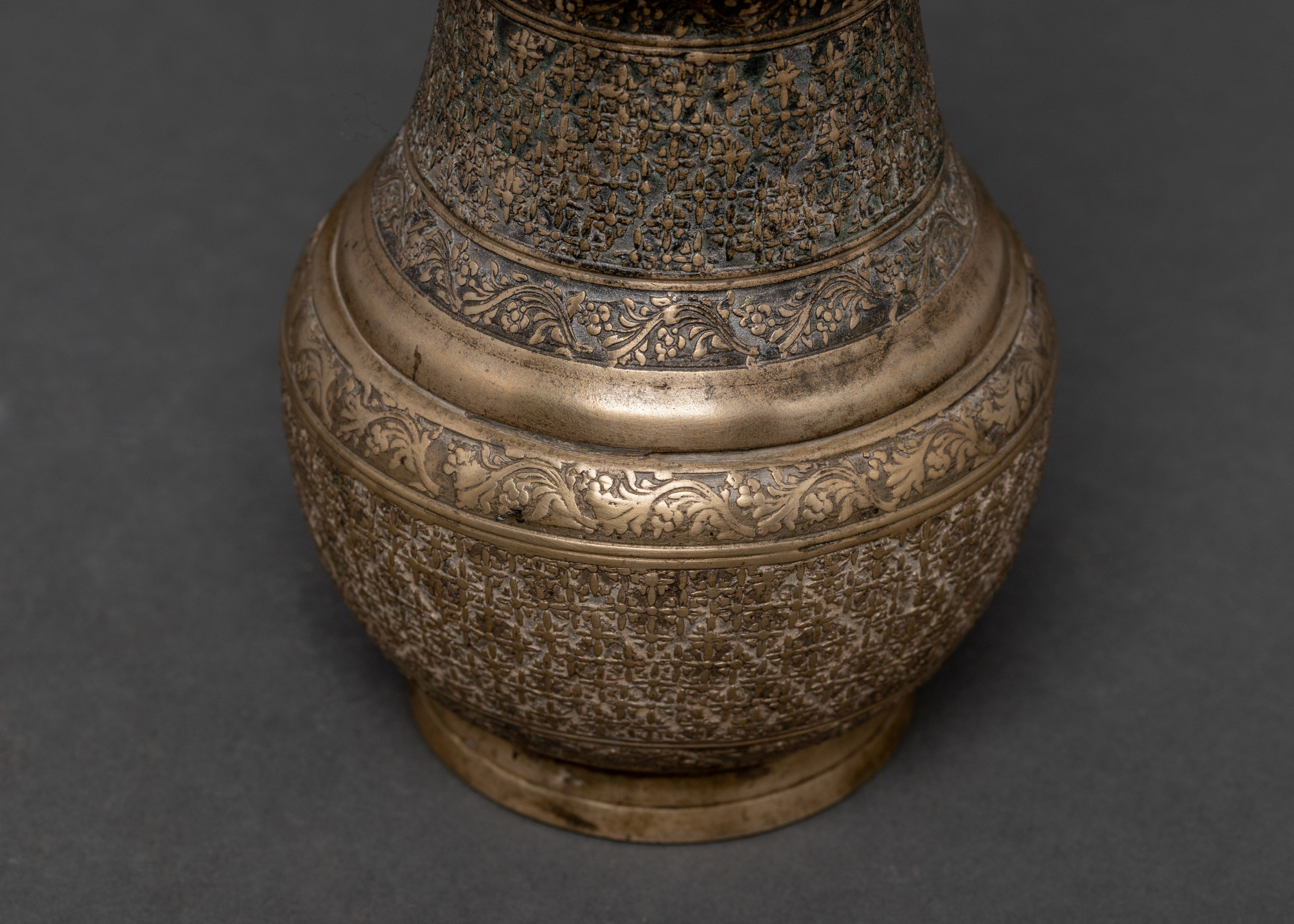 Vinatge Water Pot | Nepalese Karuwa