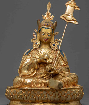 Guru Rinpoche Statue