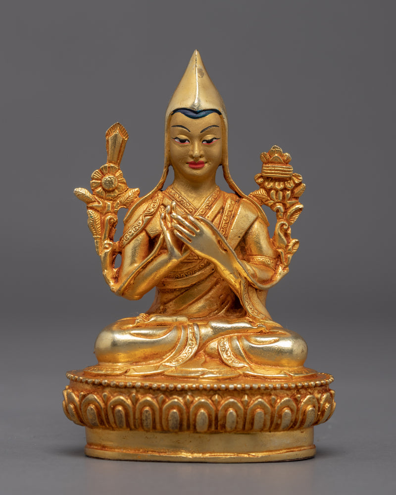 Tsongkhapa Statue