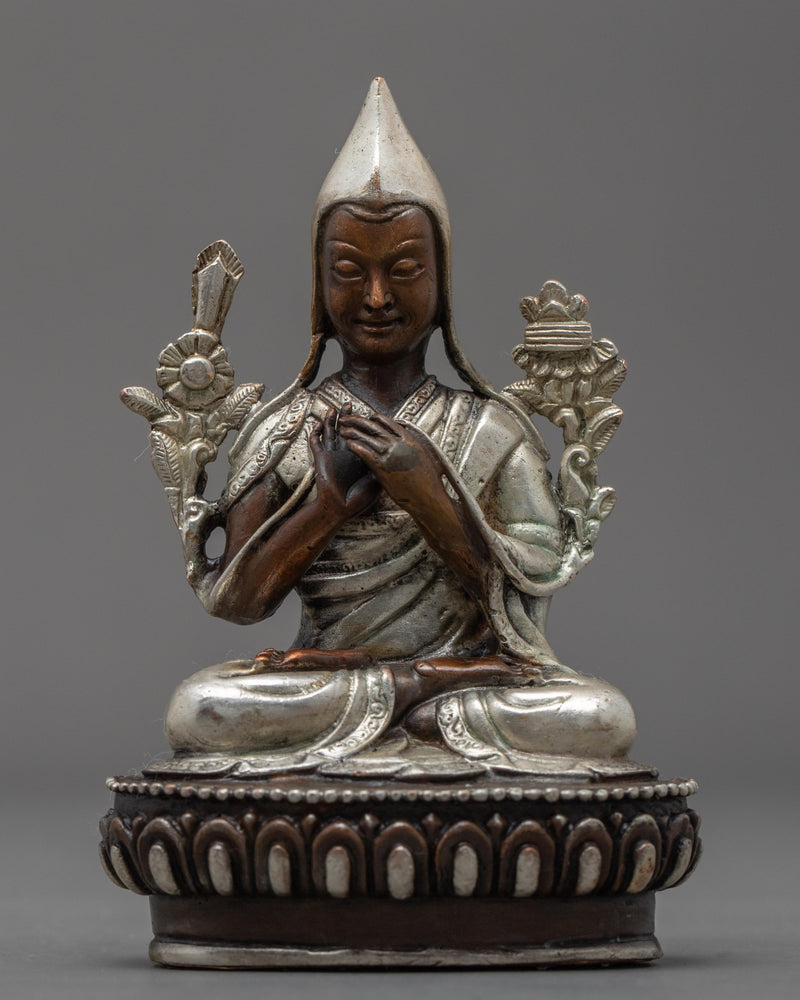 Tsongkhapa mini figurine